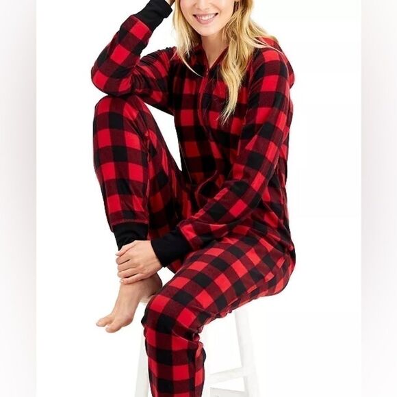 FAMILY Pajamas Matching Womens 1-PC. Red Check Printed Family Pajamas, Holiday - Picture 4 of 10